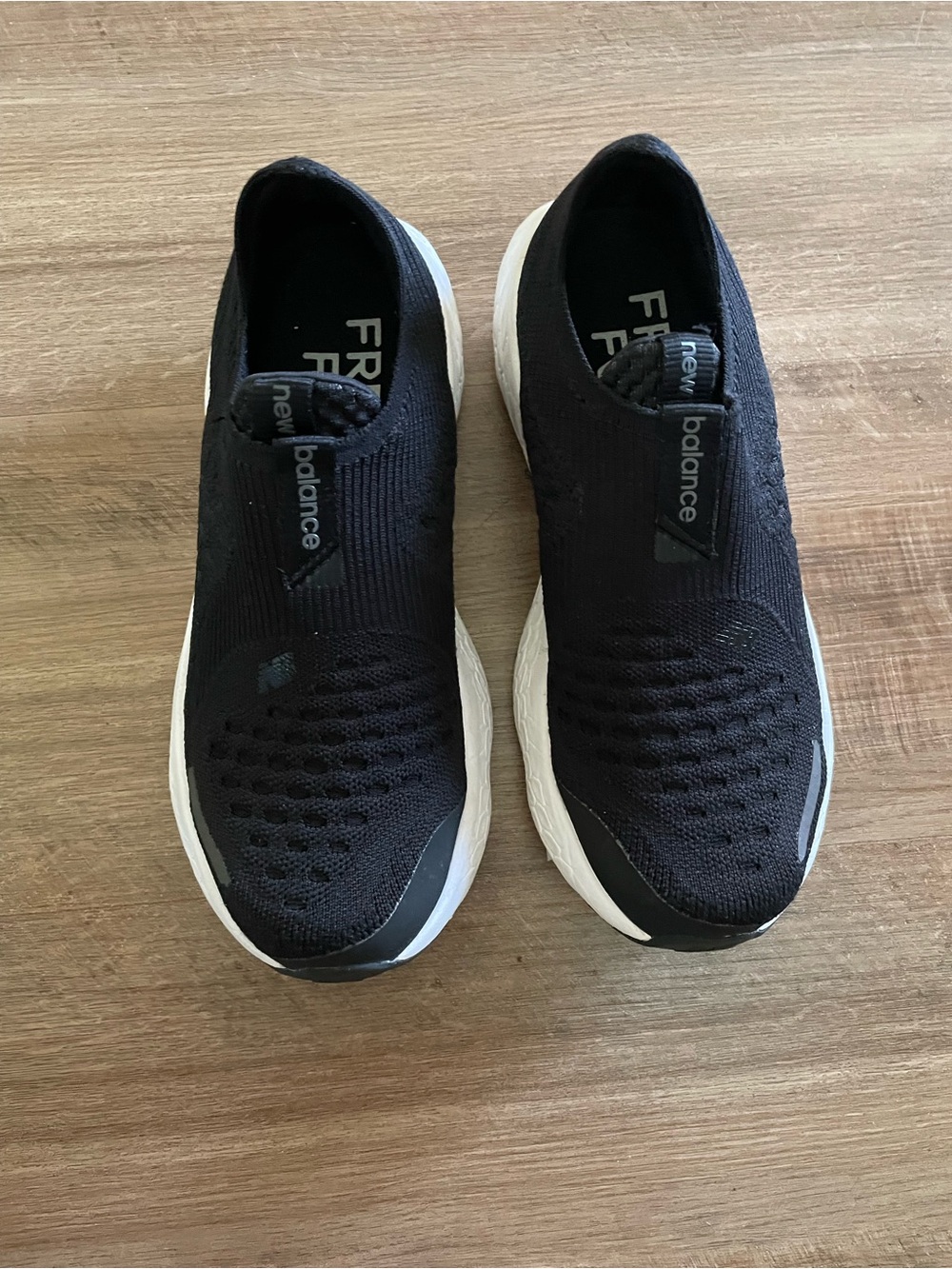 Like New New Balance Wmns Fresh Foam X1080 Pull On Black White Running SZ 6.5 M